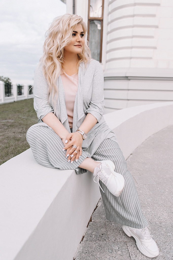 Стиль одежды casual для женщин Ledinika.jpg