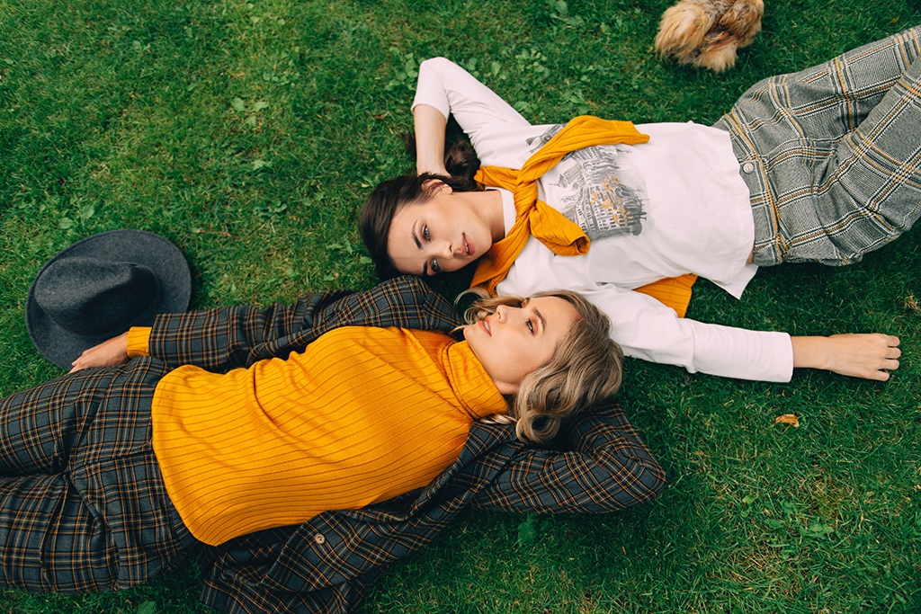 ‎Английский стиль в одежде Ledinika – это всегда гармония и красота. Для вдохновения дизайнеры выбрали британский стиль и органично дополнили его строгой классикой